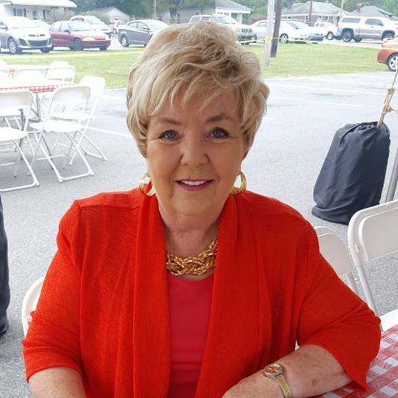 Meet your Posher, Sandra - Picture 1 of 1